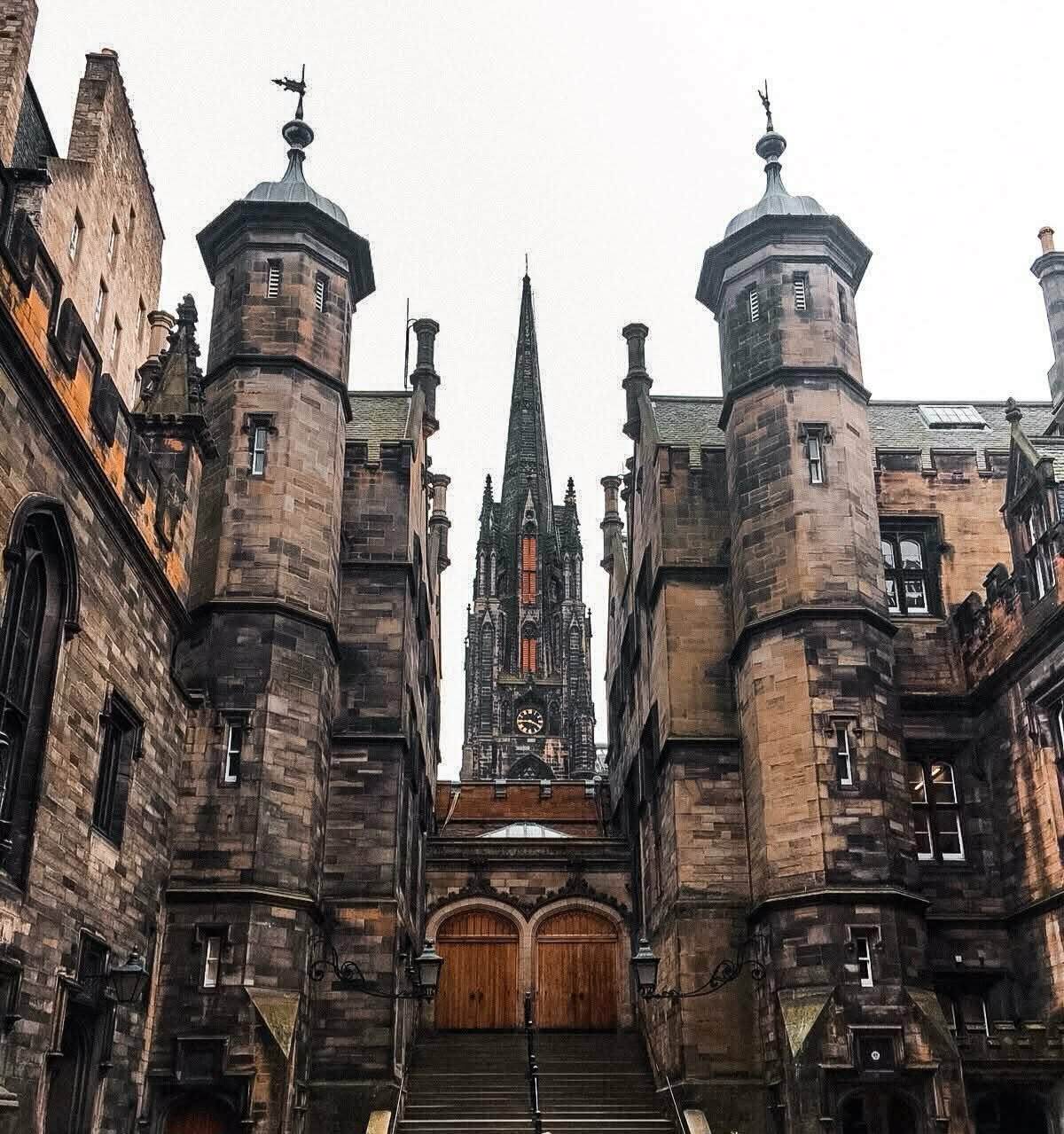 Relocating to Edinburgh: Property Investment for USA & Canadian Buyers